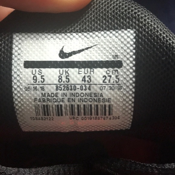 Nike Air Max Plus Men’s 9.5 (852630-034) Preowned - Picture 5 of 8